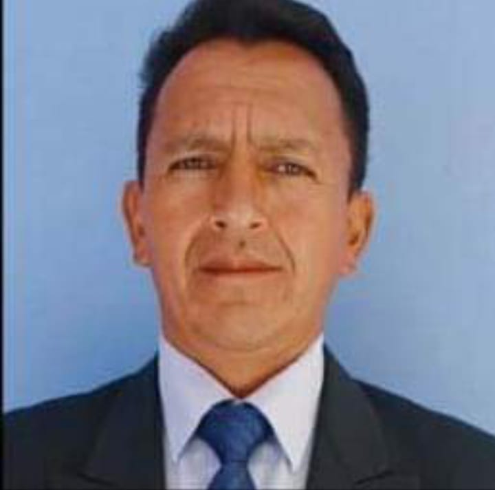 Lic. Geovanny R. Ayora